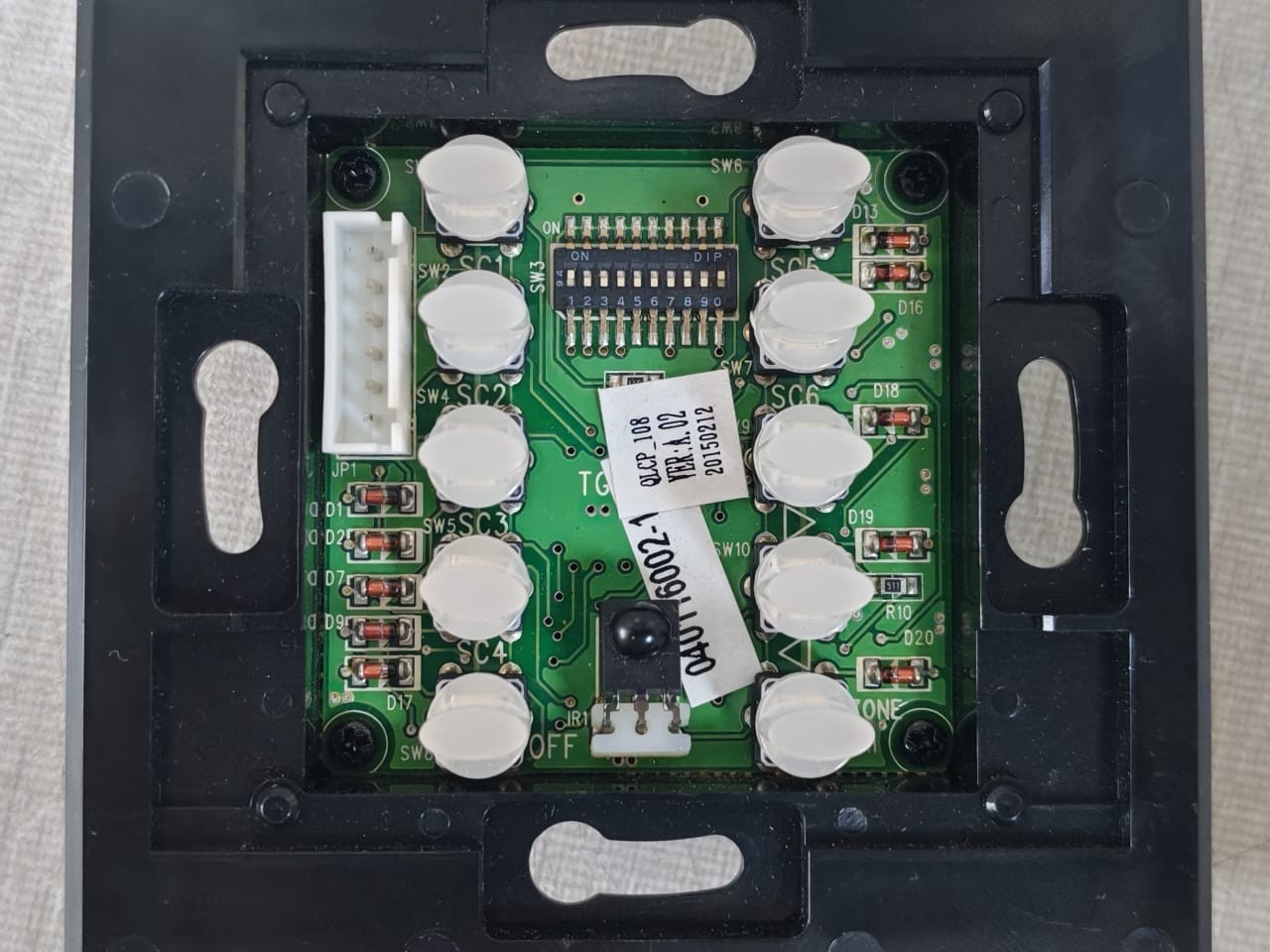 QLITE QL CP108 Qlite QL CP108 Control Panel Push Button 2