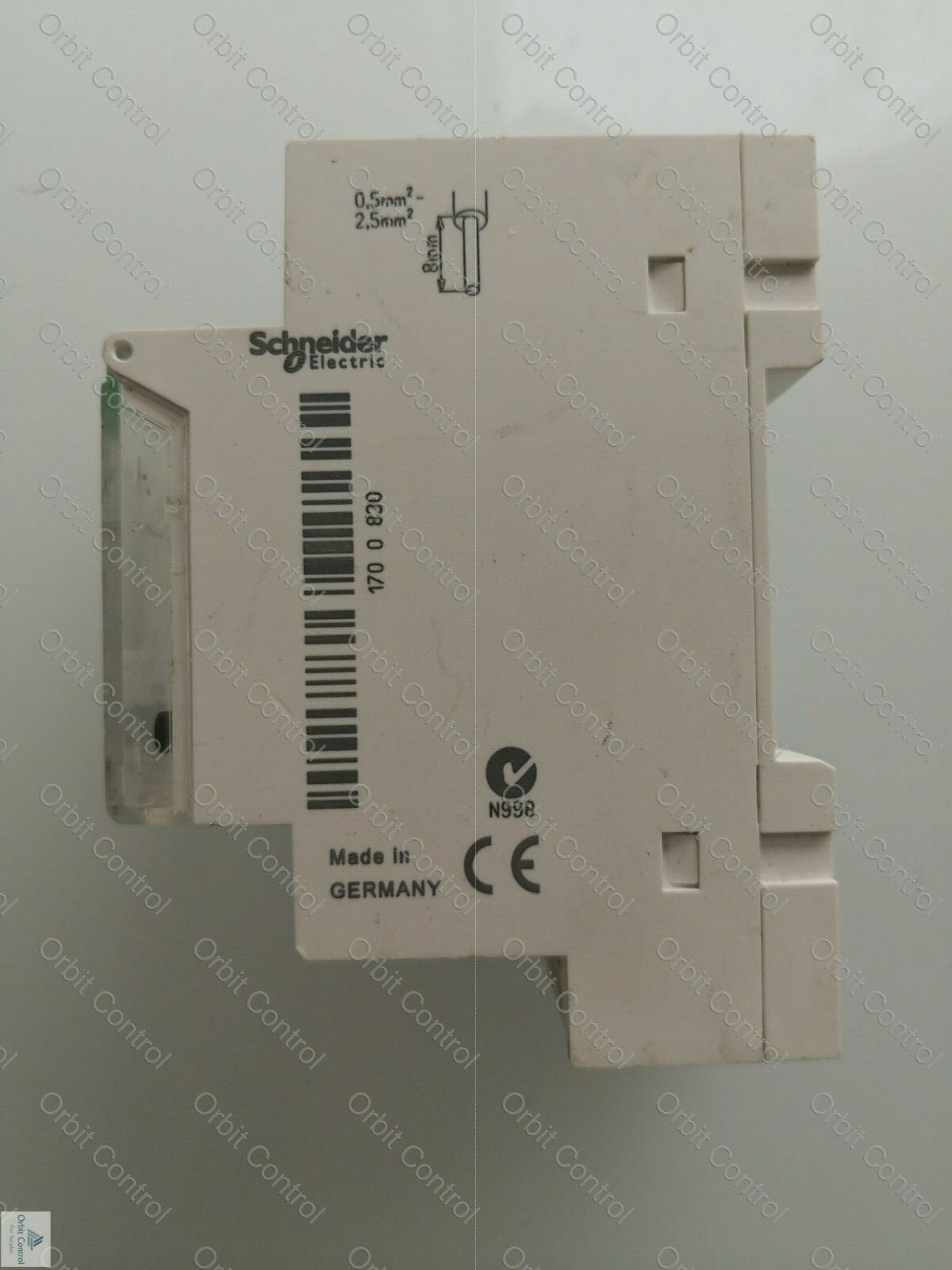 Schneider Electric CCT15851 schneider CCT15851 Rail Switch 230 V 2