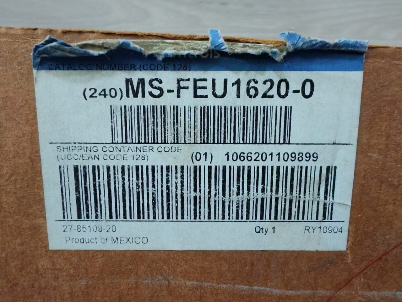 Johnson Controls FEU1620-0 Johnson Controls MS-FEU1620-0 with Integral Display and Mounting Base 3