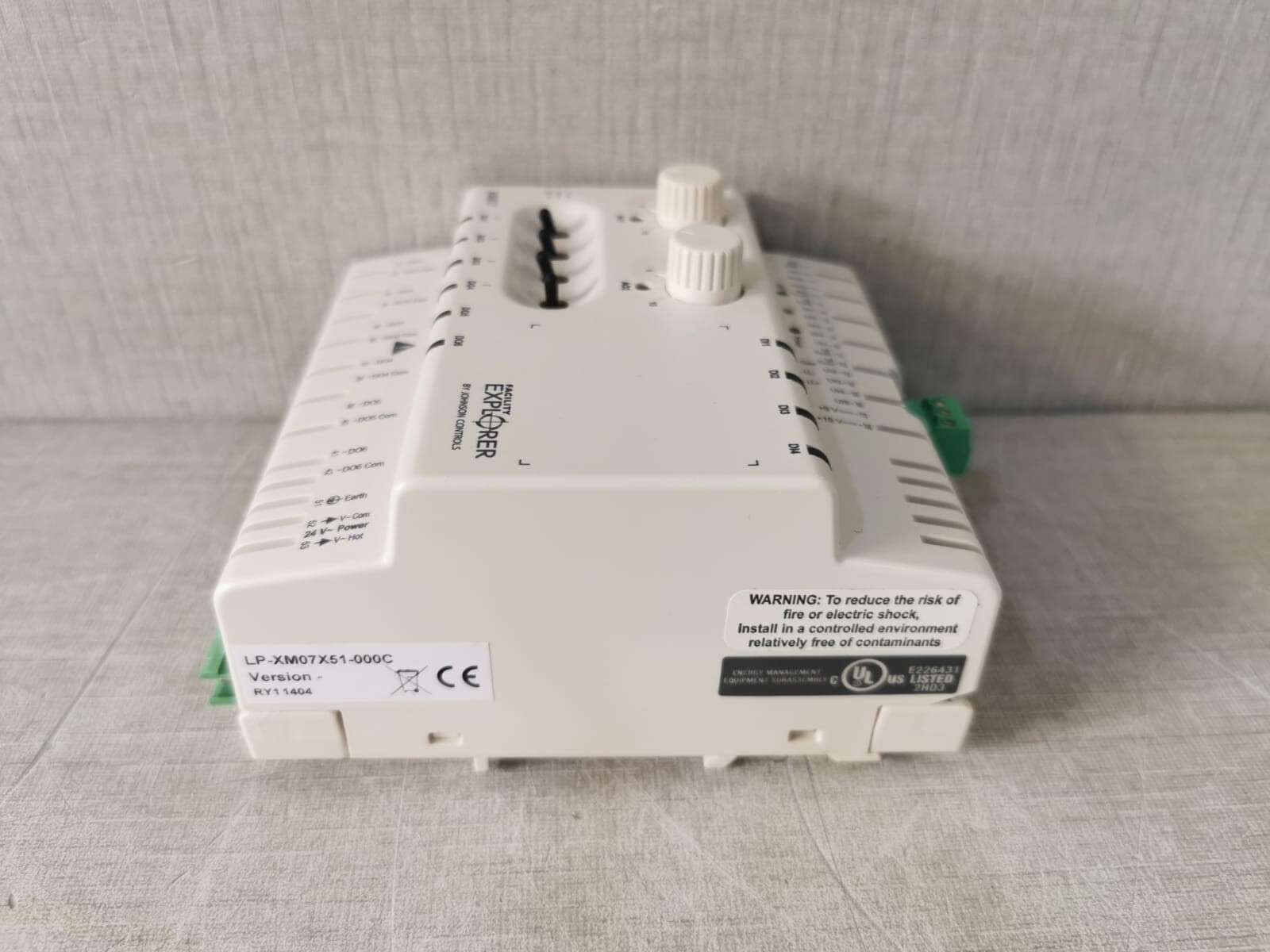 Johnson Controls XM07X51-000C XM07 Johnson Controls Facility Explorer LP-XM07X51-000C Field Controller 10