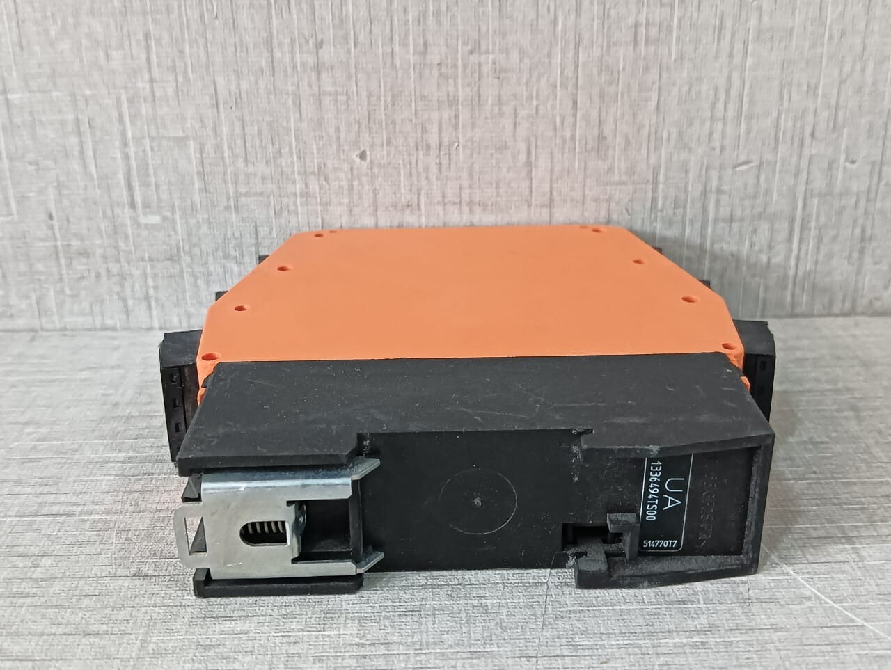 IFM AC2264 IFM AC2264 AS-Interface control cabinet module 8