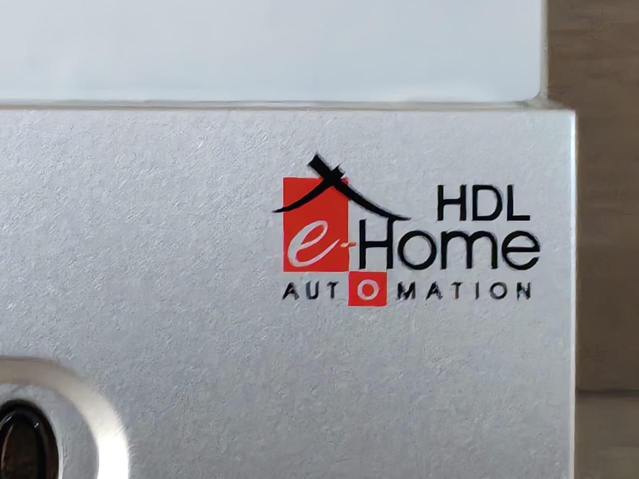 GE MD0403NB HDL E-Home -MD0403NB / 4CH 3A INTELLIGENT DIMMING MODULE 3