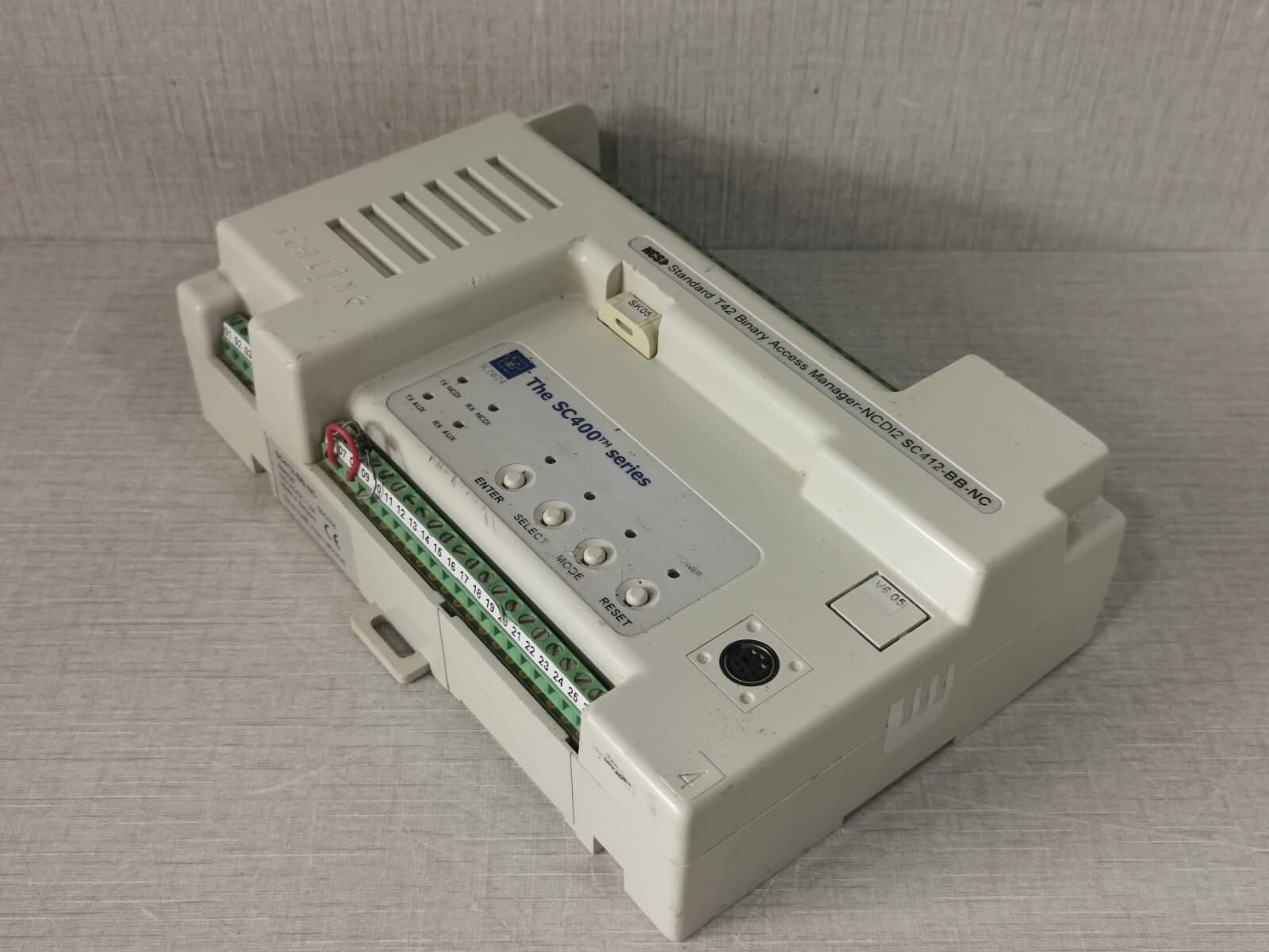 Scaline SC412-BB-NC SCALINE SC412-BB-NC / SC400 SERIES 8