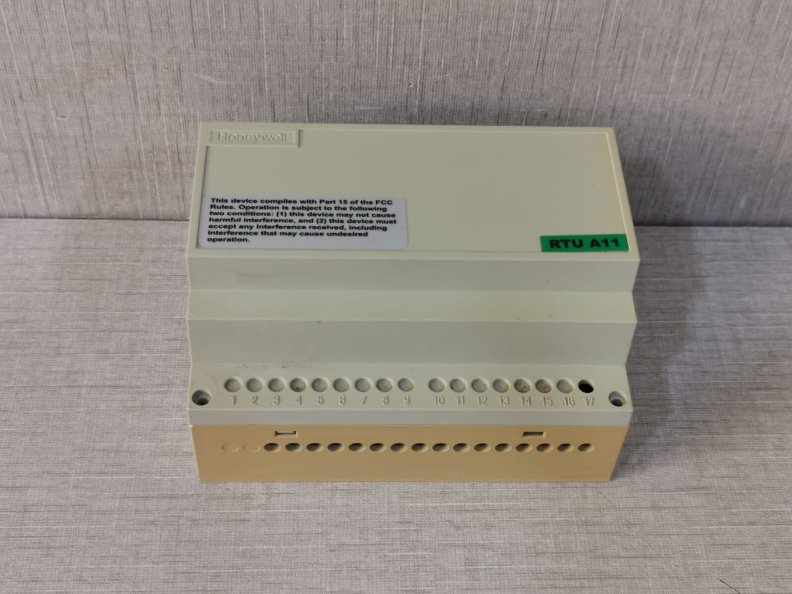 Honeywell TK-C21S PCS. RTU A11 HONEYWELL TK-C21S Multi I/O Management Device 6