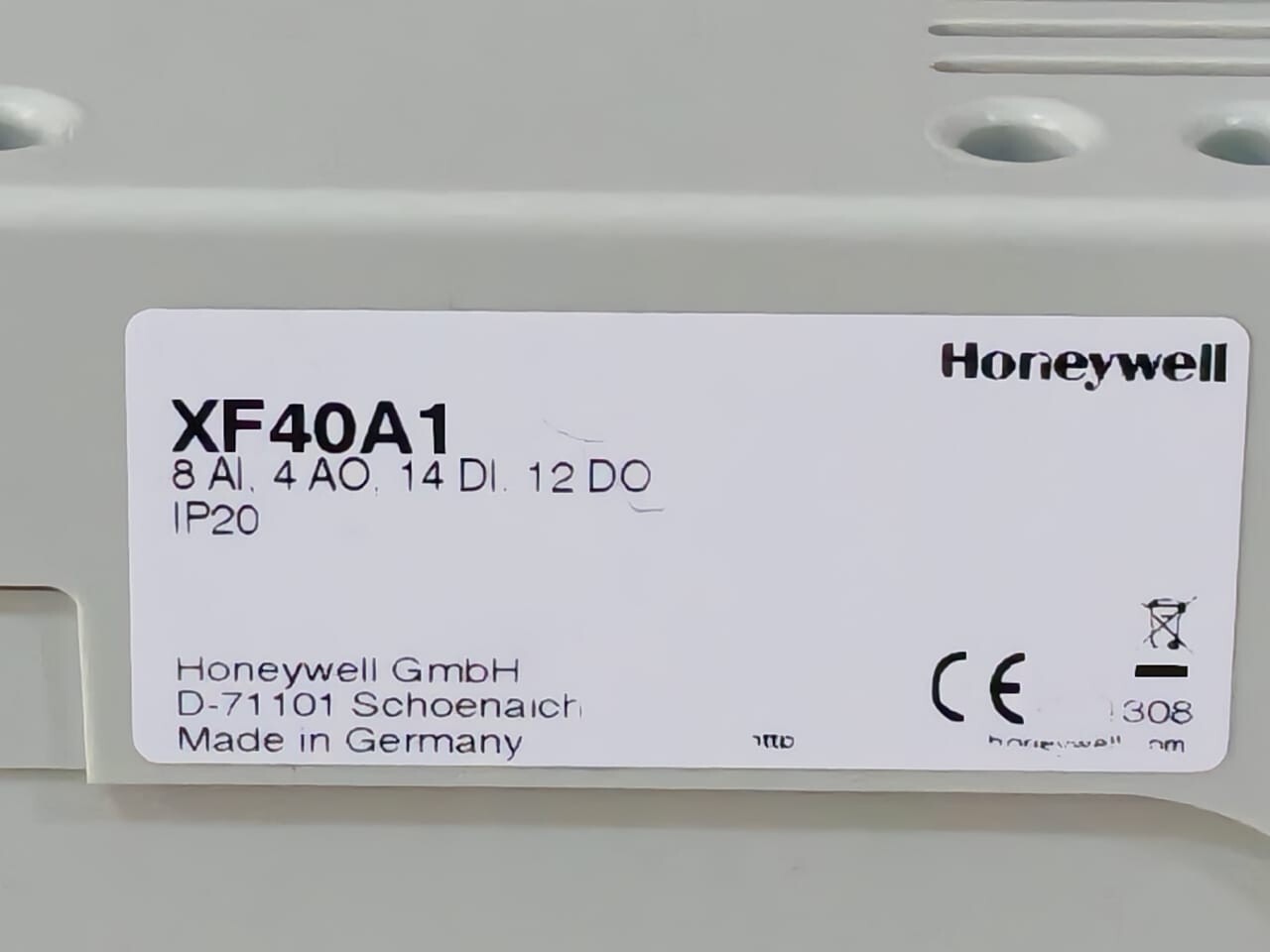 Honeywell XF40A1 HONEYWELL XF40A1 -8AI/4 AO/14 DI/ 12 DO 2