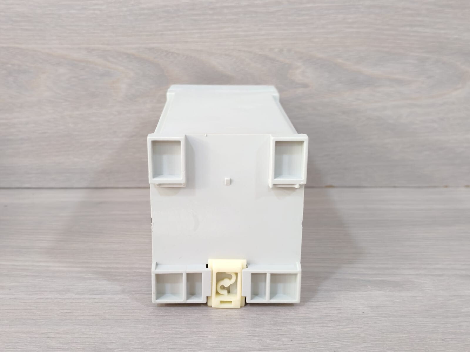 UNKNOWN S.A.EL S.A.EL Power Factor Transducer TCA/D 110 VAC 9