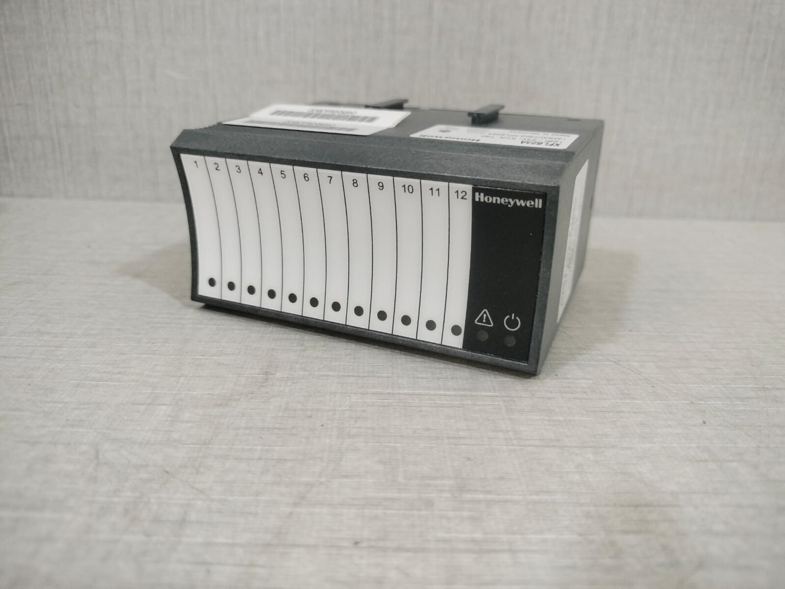 Honeywell XFL823A Honeywell XFL823A Distributed I/O 12 Digital Input Module W/ FILTHY & 5