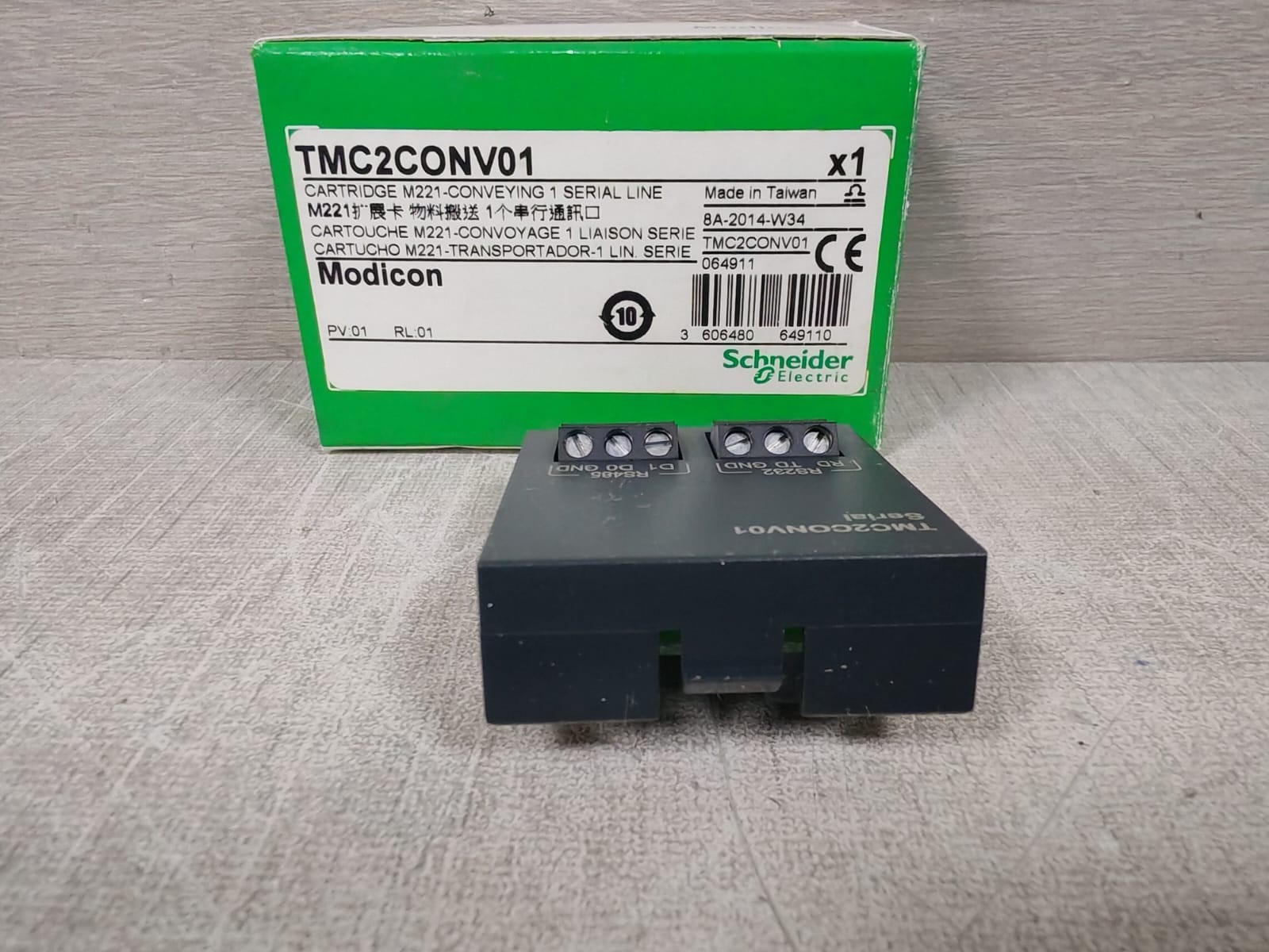 Schneider Electric M221 TMC2CONV01 Schneider Electric Modicon M221 Serial line cartridge 6