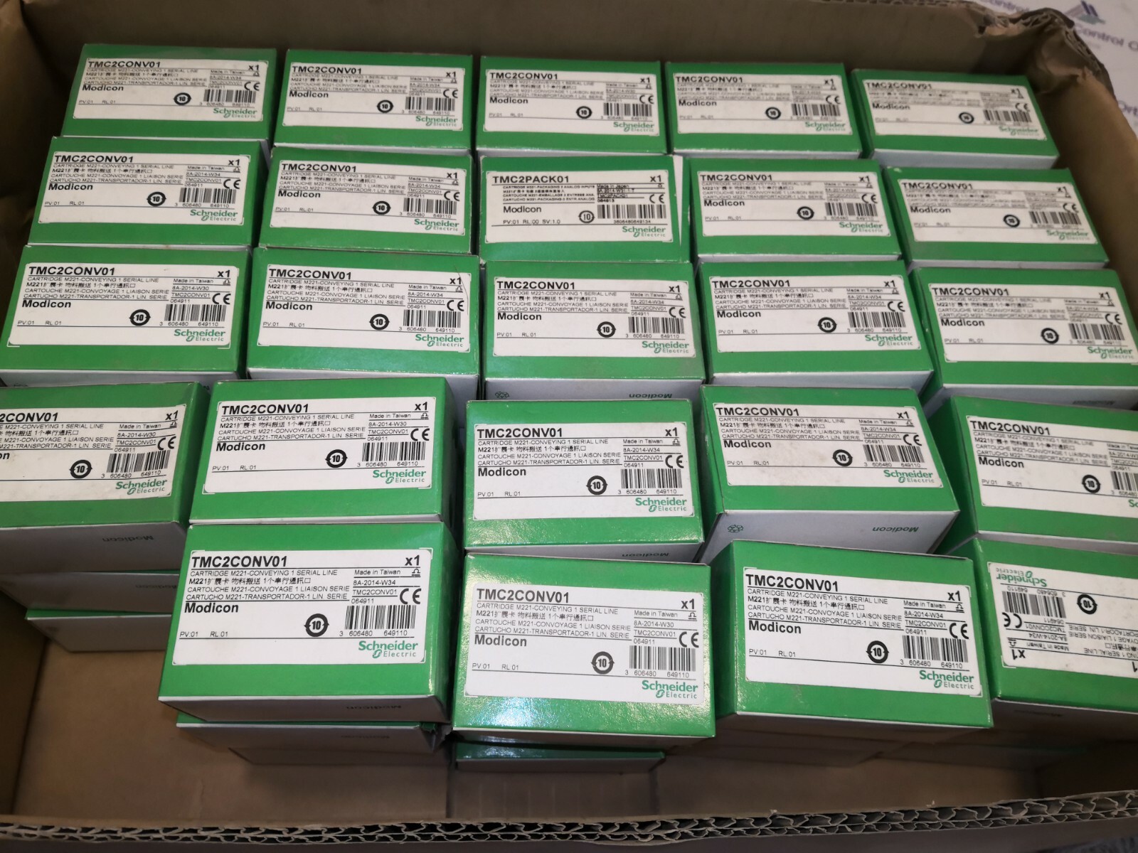Schneider Electric M221 TMC2CONV01 Schneider Electric Modicon M221 Serial line cartridge 10