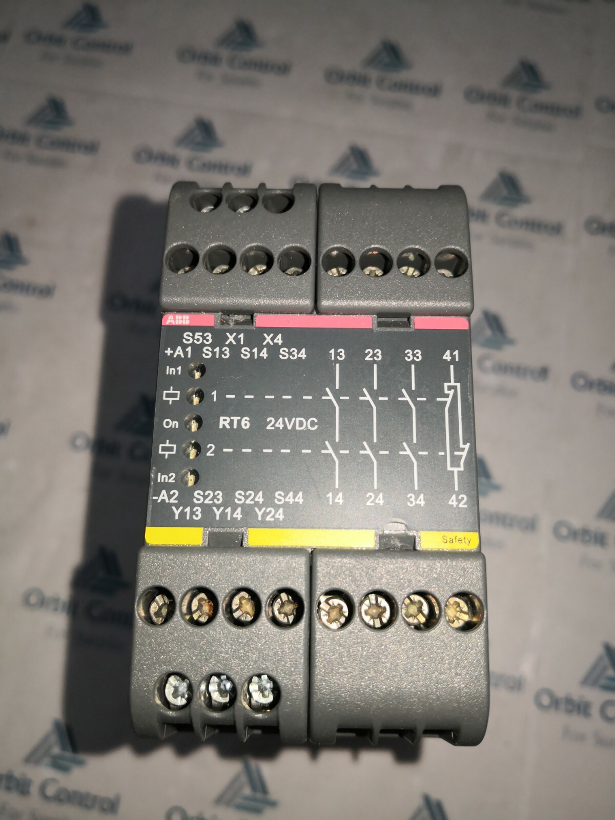 ABB RELAY-24 ABB 2TLA010026R0000 Safety Relay, 24 VDC 2