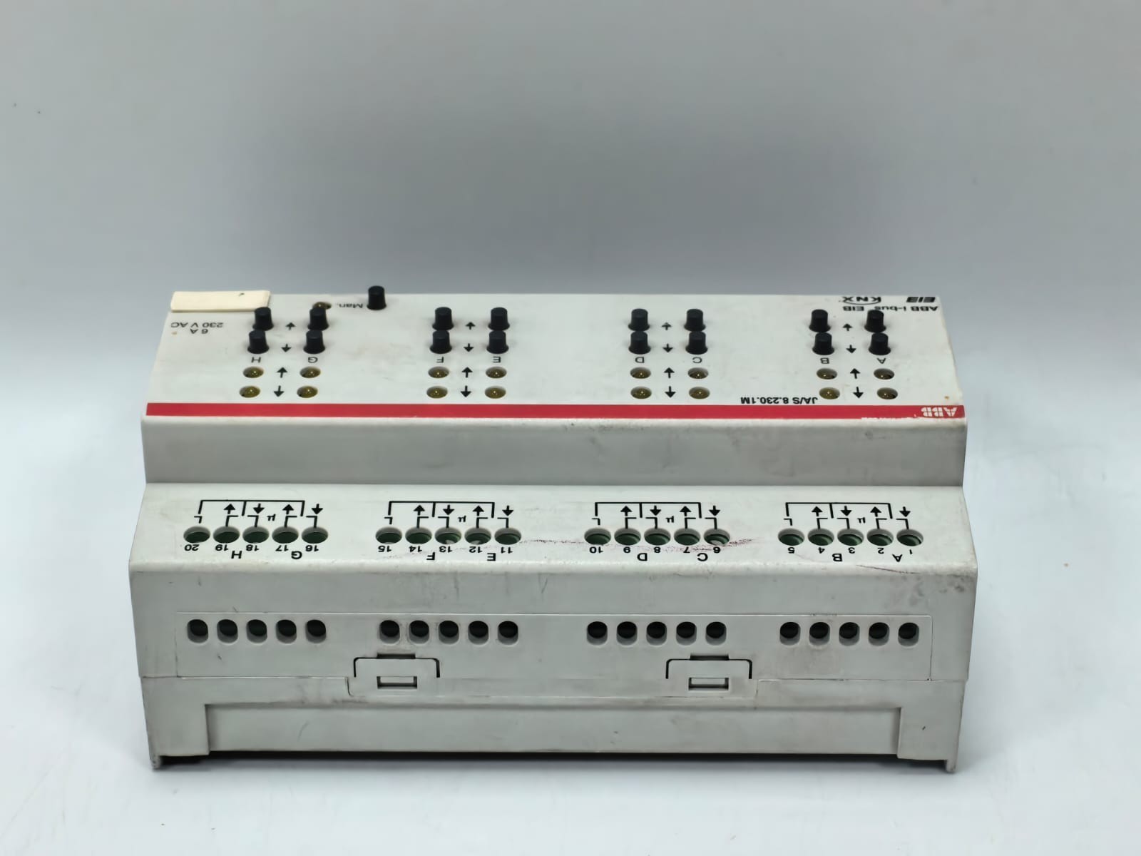 ABB FOLD-230 ABB JA/S 8.230.1M SHUTTER ACTUATOR MAN.,8 FOLD,230 VAC,MDRC 4