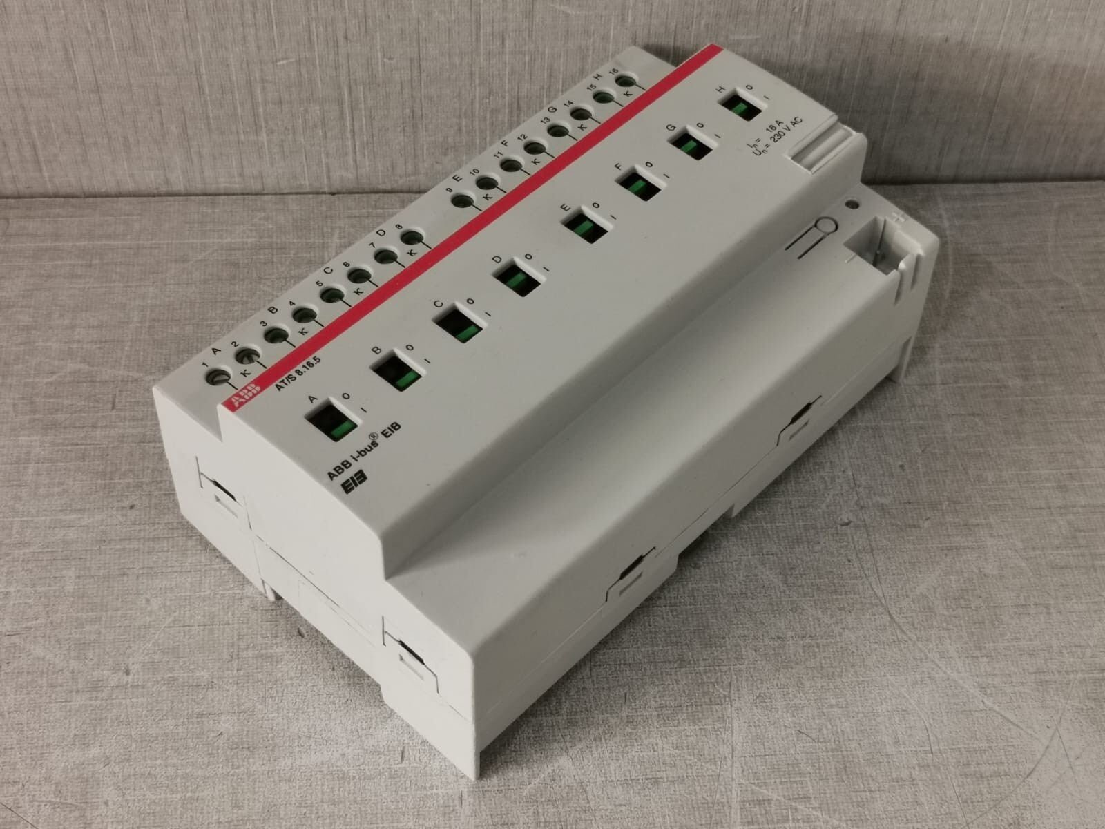 ABB GHQ-631-0047 ABB EIB AT/S 8.16.5 Switching Actuator GHQ 631 0047 R0111 8