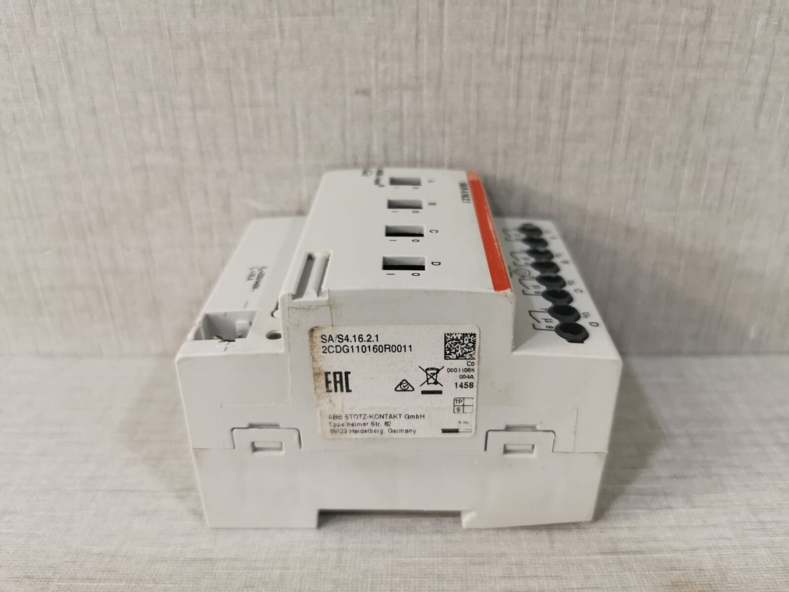 ABB SA/S4.16.2.1 ABB 2CDG110160R0011 / ABB Switch Actuator SA/S4.16.2.1 4