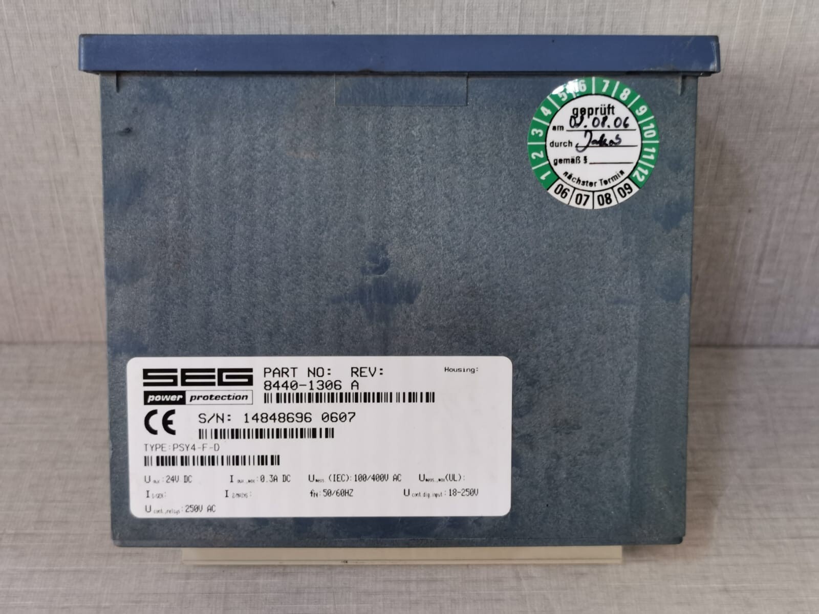 SEG PSY4-F-D SEG PSY4-F-D POWER PROTECTION 8440-1306 REV.A 3