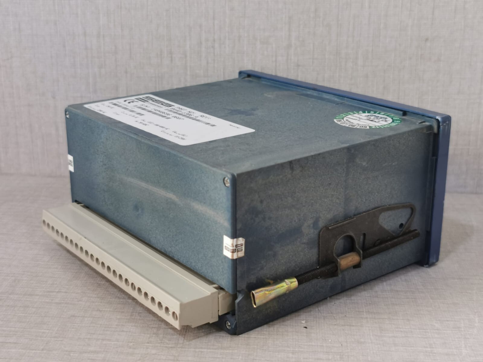 SEG PSY4-F-D SEG PSY4-F-D POWER PROTECTION 8440-1306 REV.A 8