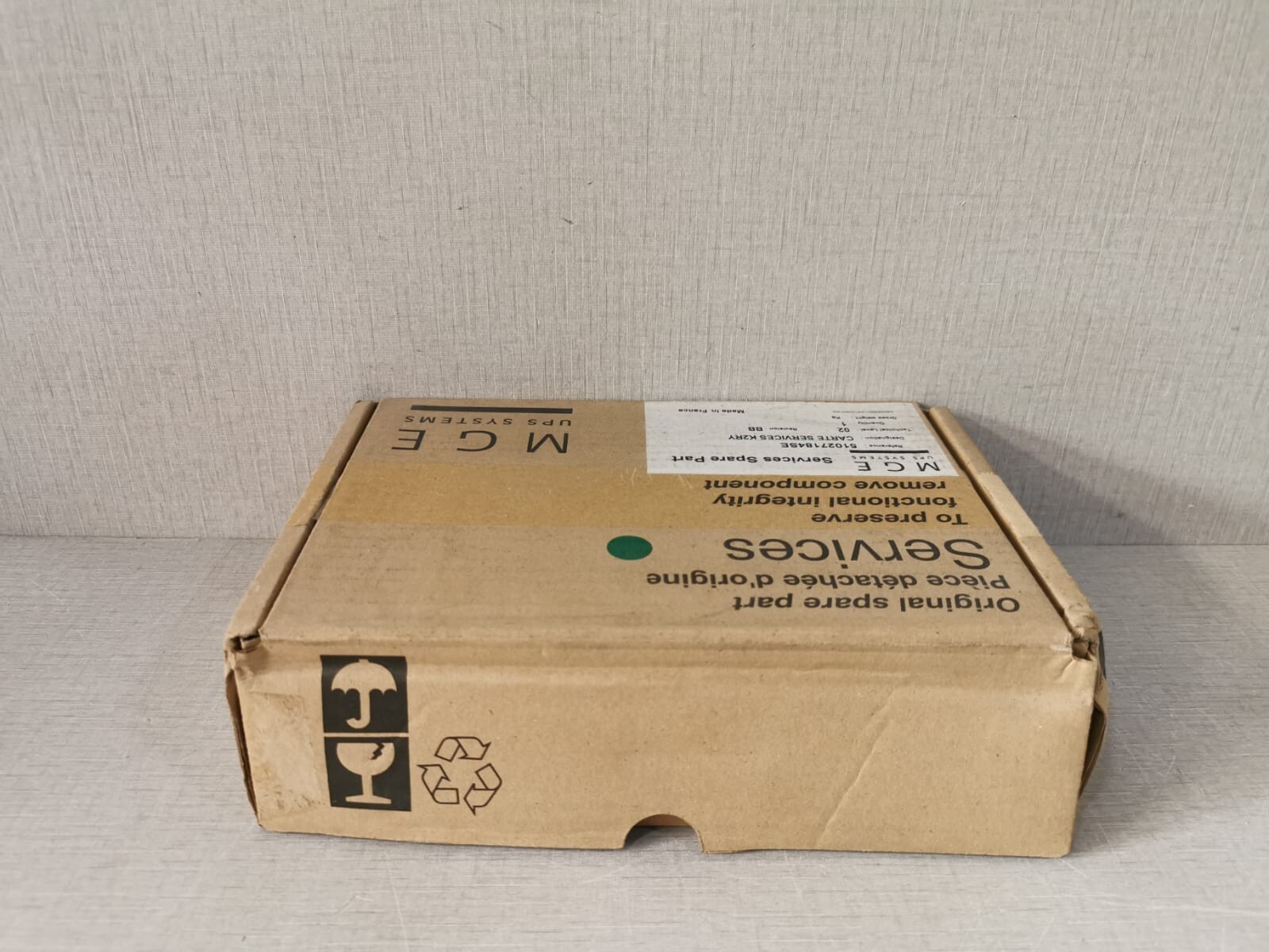 MGE 51027184SE MGE 51027184SE Carte Services Spare Part K2RY 5