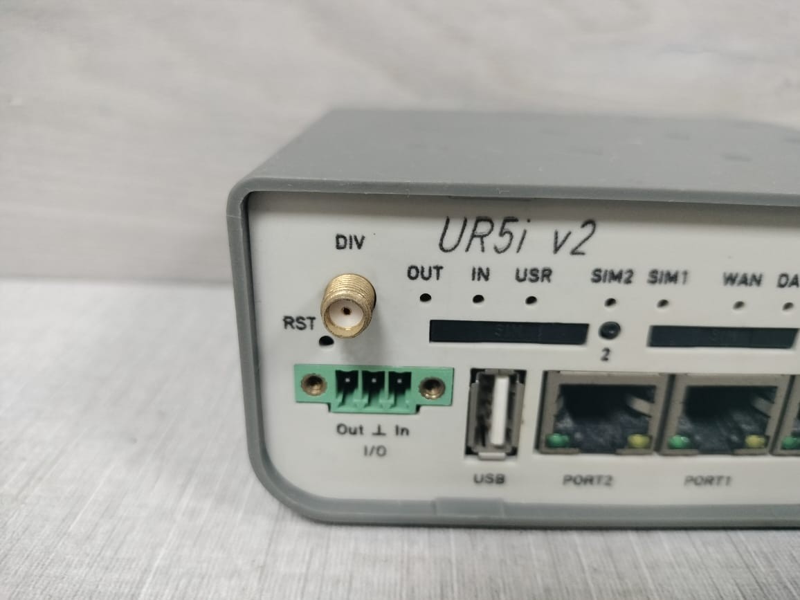 CONEL UR5I-V2 CONEL UR5i v2F / UR5I-V2 Networking Device XC-ETH EXPANSION PORT VER.7 10-30W 3