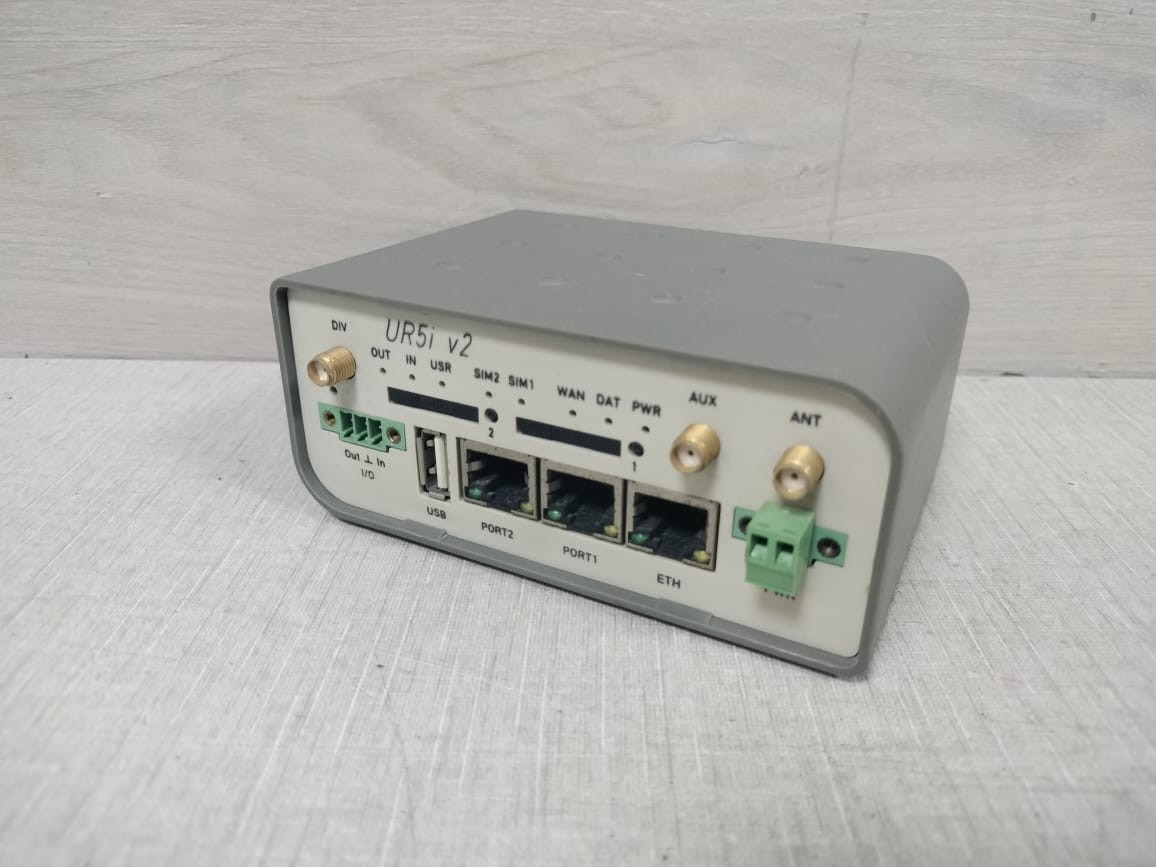 CONEL UR5I-V2 CONEL UR5i v2F / UR5I-V2 Networking Device XC-ETH EXPANSION PORT VER.7 10-30W 6