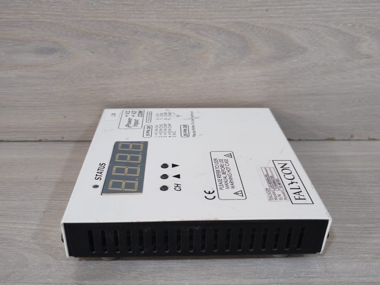 FALCON LIC-4256N FALCON LIC-4256N ( Mi ) LIGHT INTENSITY CONTROLLER 12/48 VDC / DB25pin 4