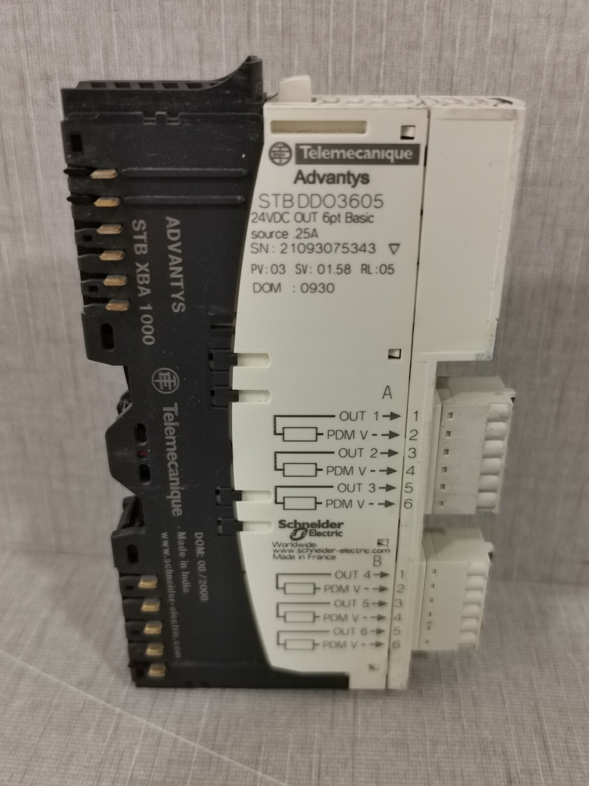 Telemecanique STBDDO3605 PCS Telemecanique Advantys STBDDO3605 Relay W/ Advantys STB XBA 1000 BASE 2
