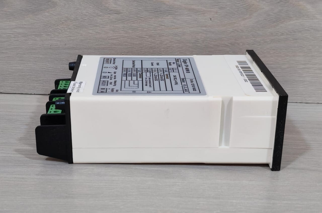 Digital DPM-48 Ziegler DPM 48/96B DIGITAL PANEL METER 24VDC 9