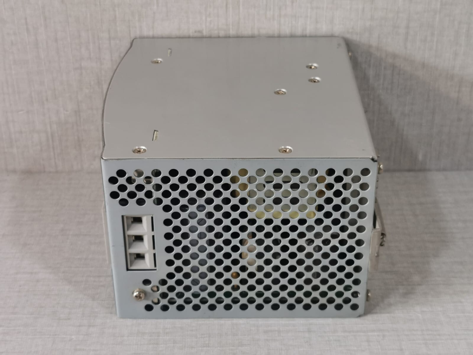 ABB CP-E ABB Switchmode power supply CP-E 24/10.0 1SVR427035R0000 24VDC 6