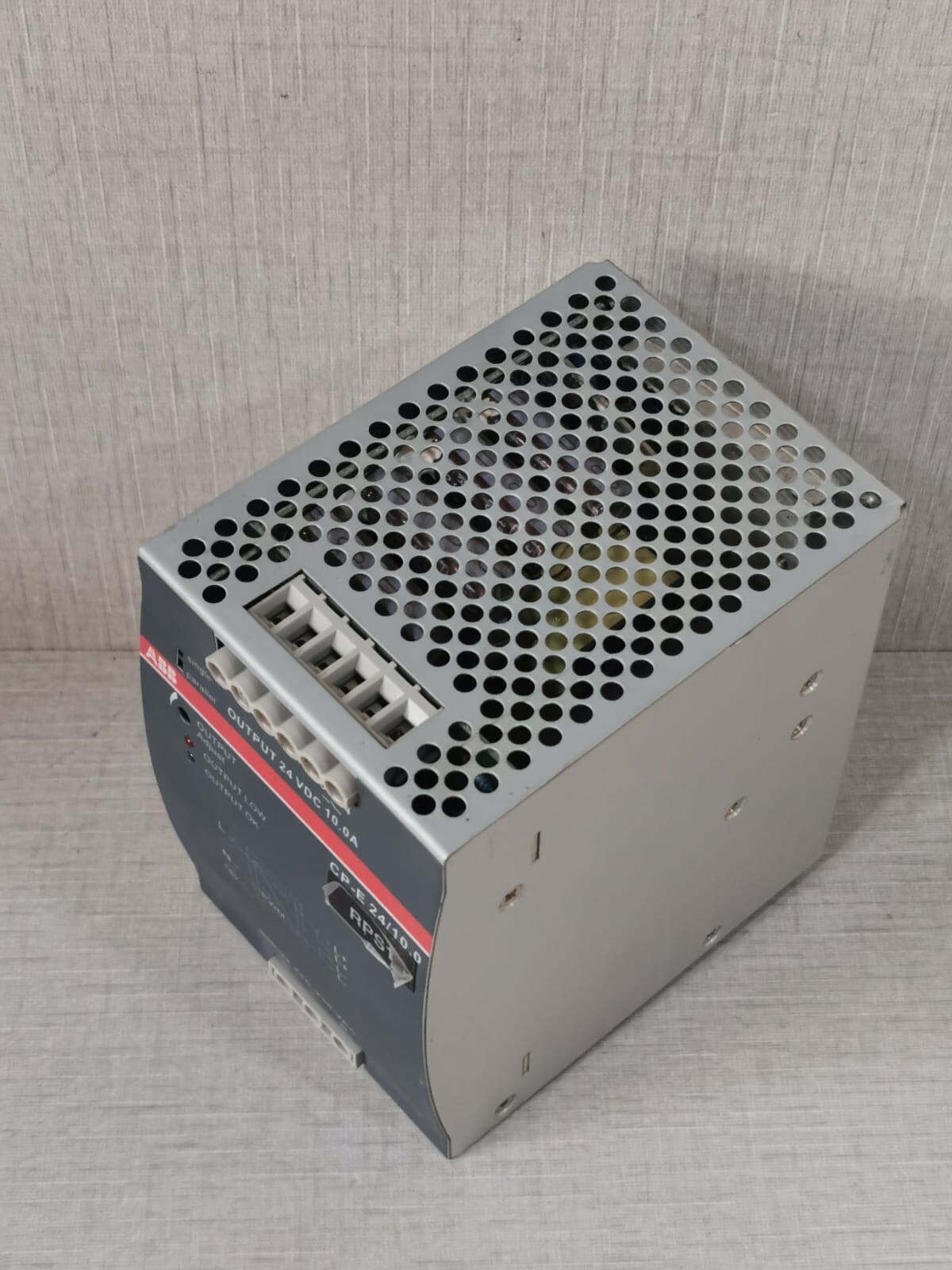 ABB CP-E ABB Switchmode power supply CP-E 24/10.0 1SVR427035R0000 24VDC 7