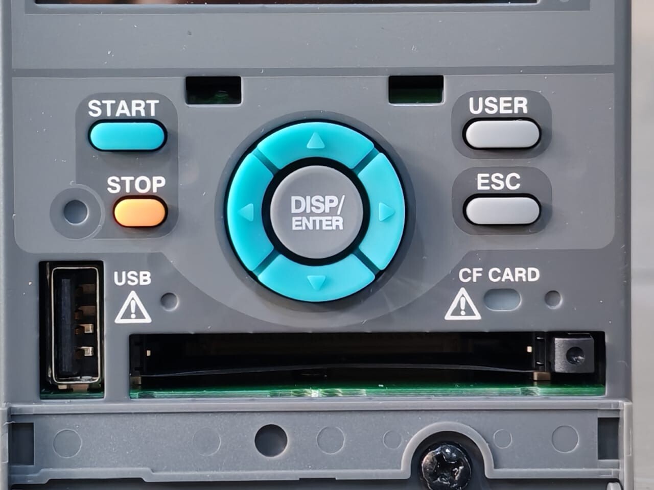 Yokogawa DX364-1-4-2 Yokogawa DX364-1-4-2 Daqstation Chart Recorder 100-240V AC 50/60Hz 5