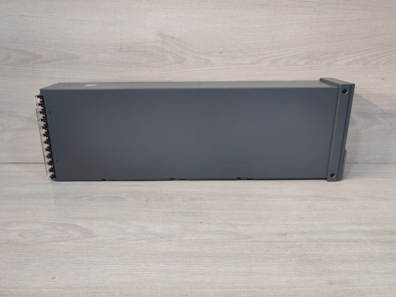 Yokogawa DX364-1-4-2 Yokogawa DX364-1-4-2 Daqstation Chart Recorder 100-240V AC 50/60Hz 9