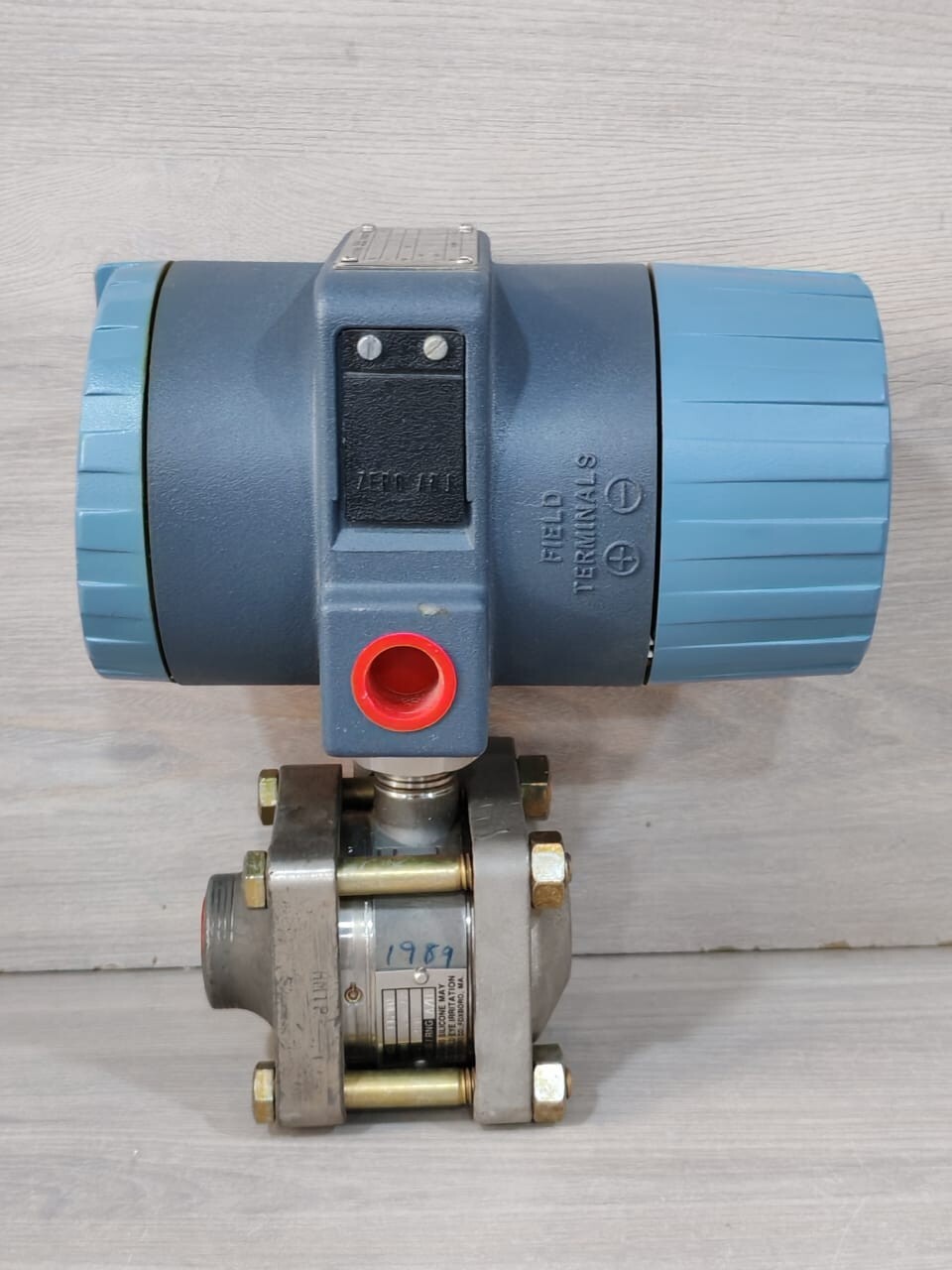 Foxboro 821AL-IM1MH2-A Foxboro 821AL-IM1MH2-A Electronic Pressure Transmitter 12.5-65 VDC 6