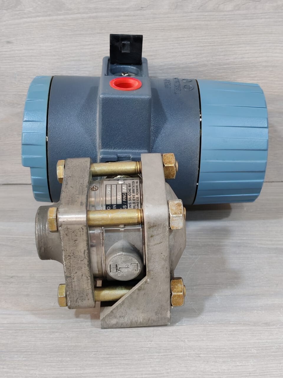Foxboro 821AL-IM1MH2-A Foxboro 821AL-IM1MH2-A Electronic Pressure Transmitter 12.5-65 VDC 8