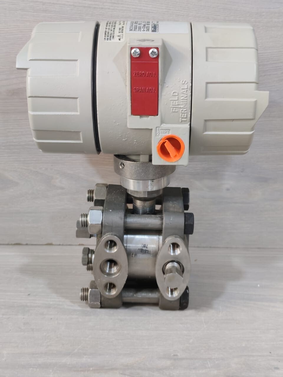 BAILEY BC XDUCER-2/89 5756-0750IWG BAILEY BC55414310 BC XDUCER-2/89 5756-0750IWG PRESSURE TRANSMITTER -FILTHY BOX 3