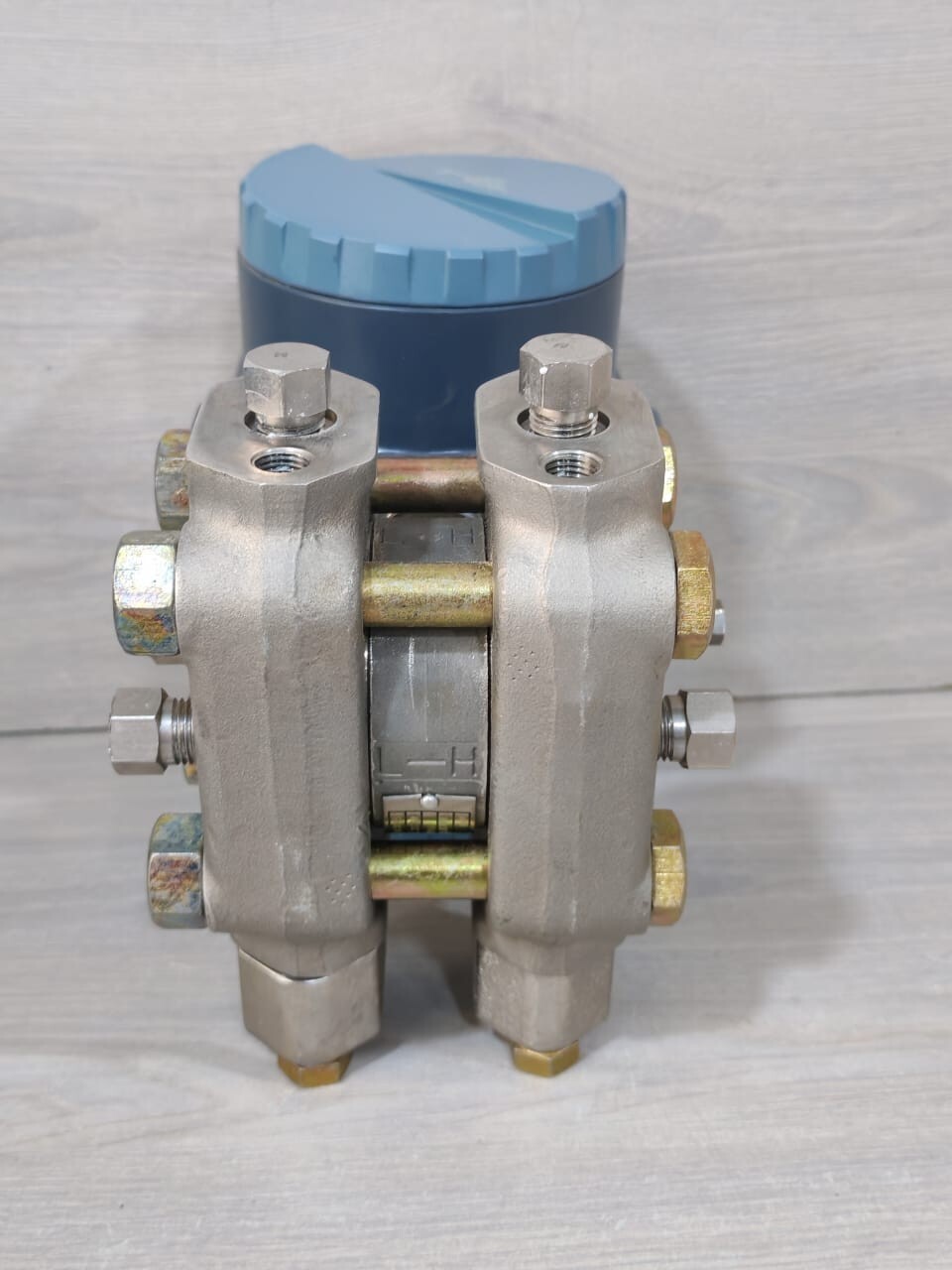 Foxboro 823DP-I3M1MM2-D Foxboro 823DP-I3M1MM2-D Electronic Pressure Transmitter 8