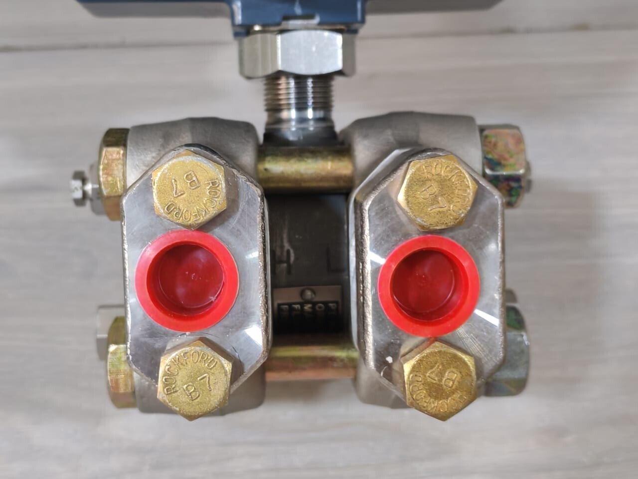Foxboro 823DP-I3M1MM2-D Foxboro 823DP-I3M1MM2-D Electronic Pressure Transmitter 9