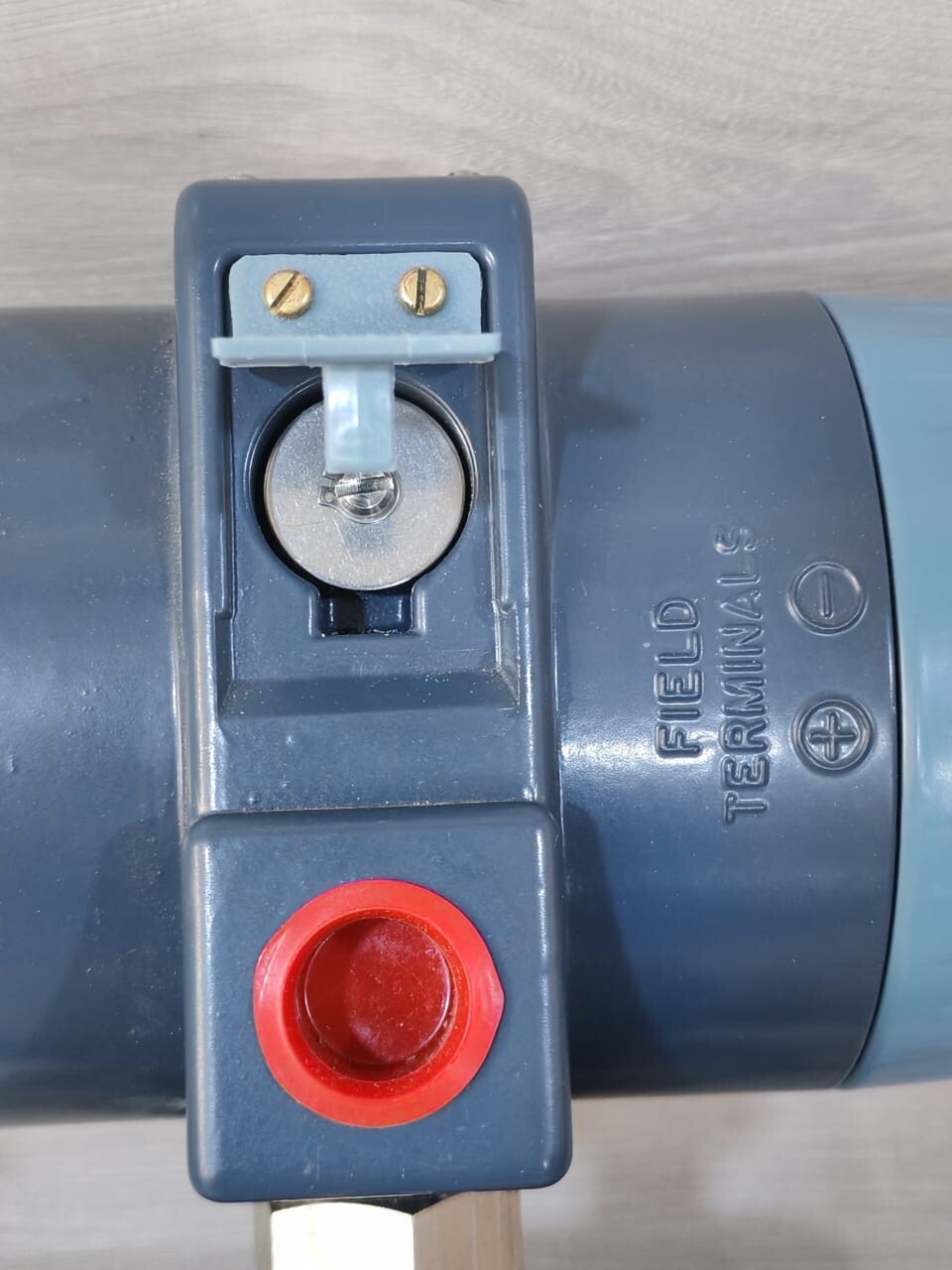Foxboro 823DP-I3M1MM2-D Foxboro 823DP-I3M1MM2-D Electronic Pressure Transmitter 10
