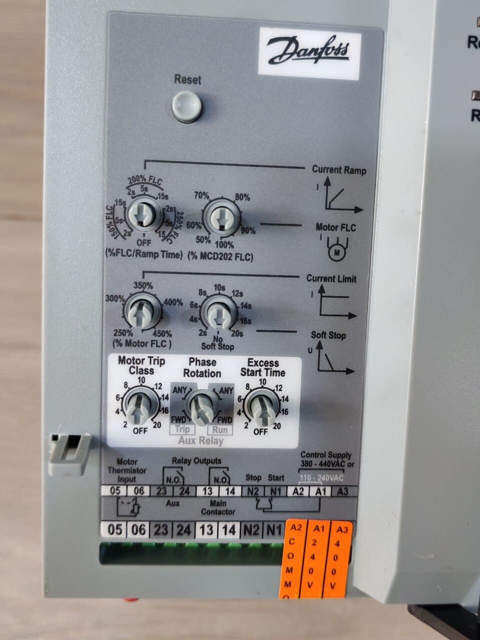 DANFOSS 175G5210 DANFOSS MCD 202-015-T4-CV3 COMPACT SOFT STARTER 175G5210 3