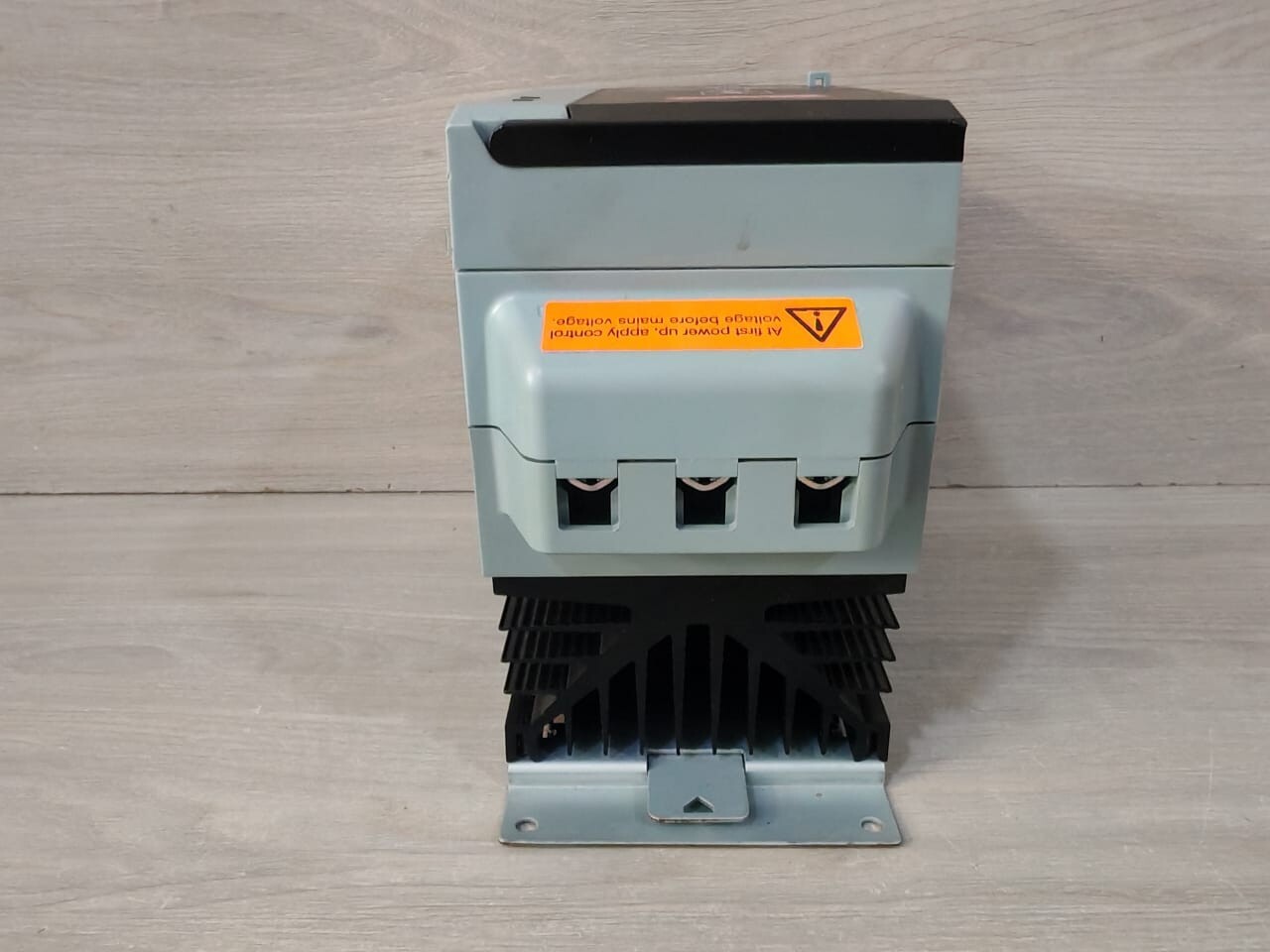 DANFOSS 175G5210 DANFOSS MCD 202-015-T4-CV3 COMPACT SOFT STARTER 175G5210 9
