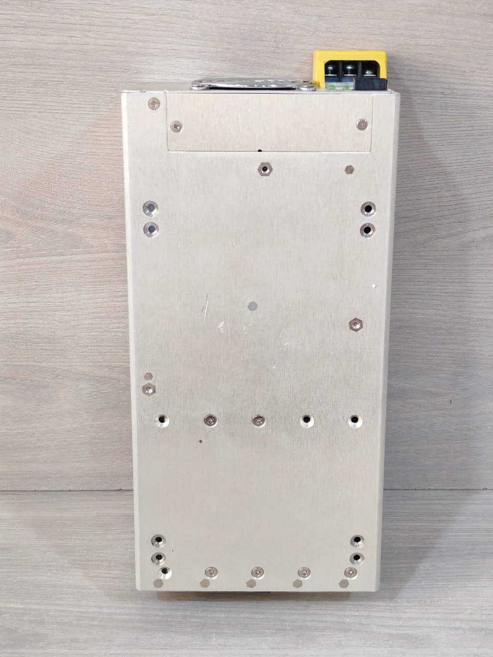 ASTEC MP4-3Q-00 P/N 73-540-4038 100-240V 7A MAX 50/60Hz POWER SUPPLY