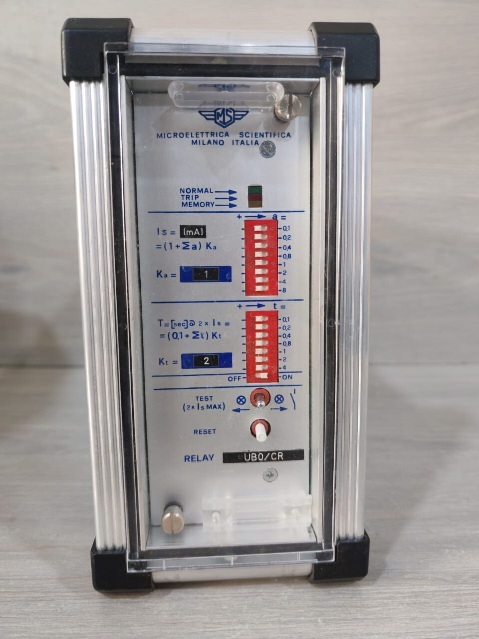 MICROELETTRICA UB0-CR MICROELETTRICA SCIENTIFICA: UB0-CR SEQUENCE OVERVOLTAGE RELAY MODULE 2