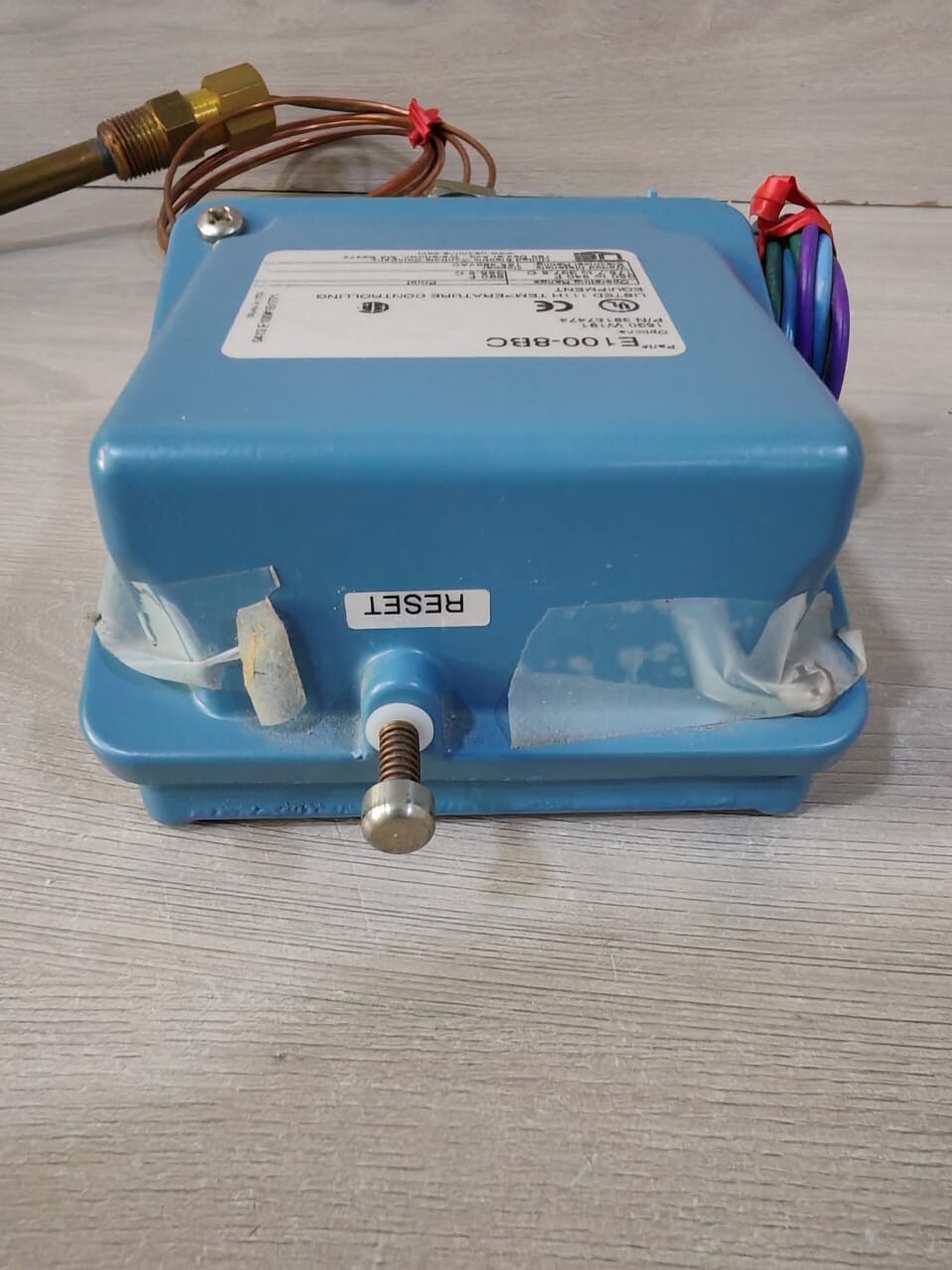 UNITED ELECTRIC E100-8BC ed Electric E100-8BC Temperature Switch: 350-640° F 7