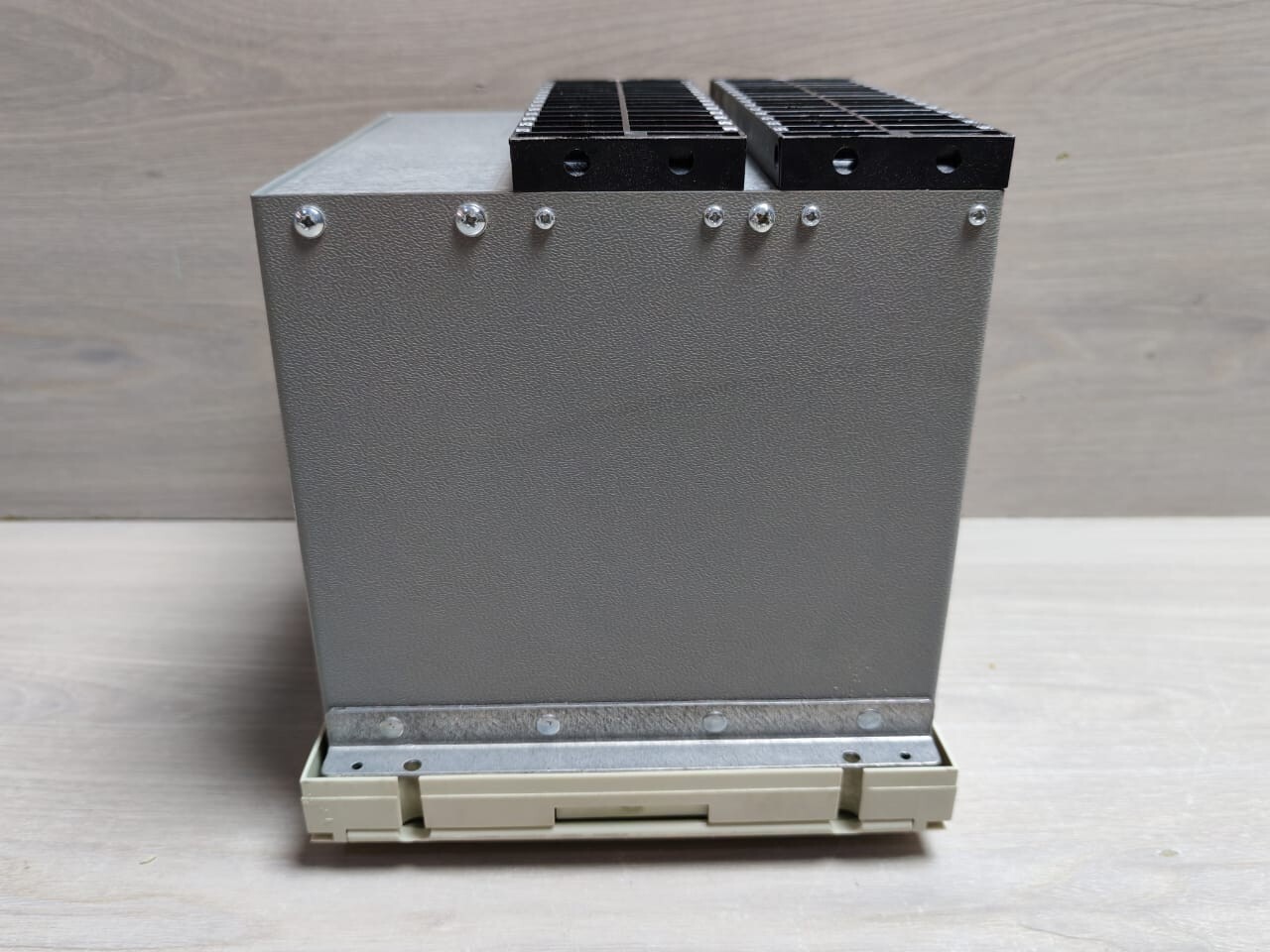 Areva C00F111000 AREVA MICOM P220 MOTOR PROTECTION RELAY C00F111000 8