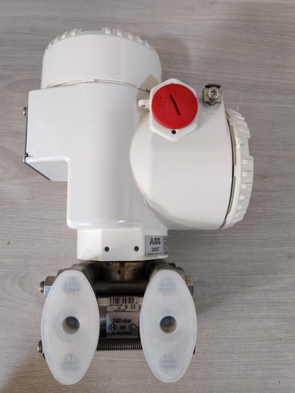ABB MD-22 ABB 266MST LCMA6J1 L1M5 PRESSURE TRANSMITTER 2600T SERIES MD: 22/14 4