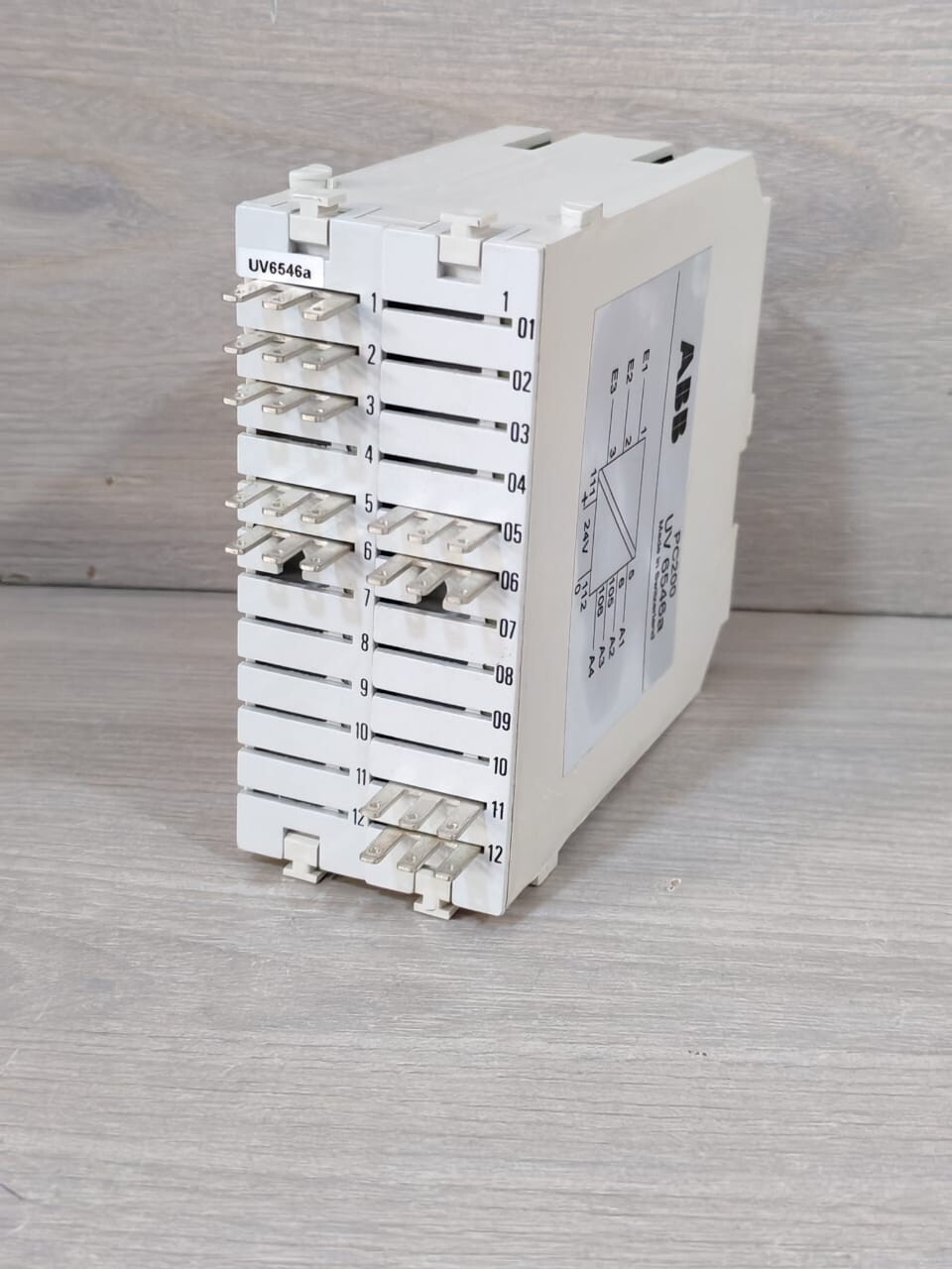 ABB PC200 ABB PC200 UV6546A RELAY 5