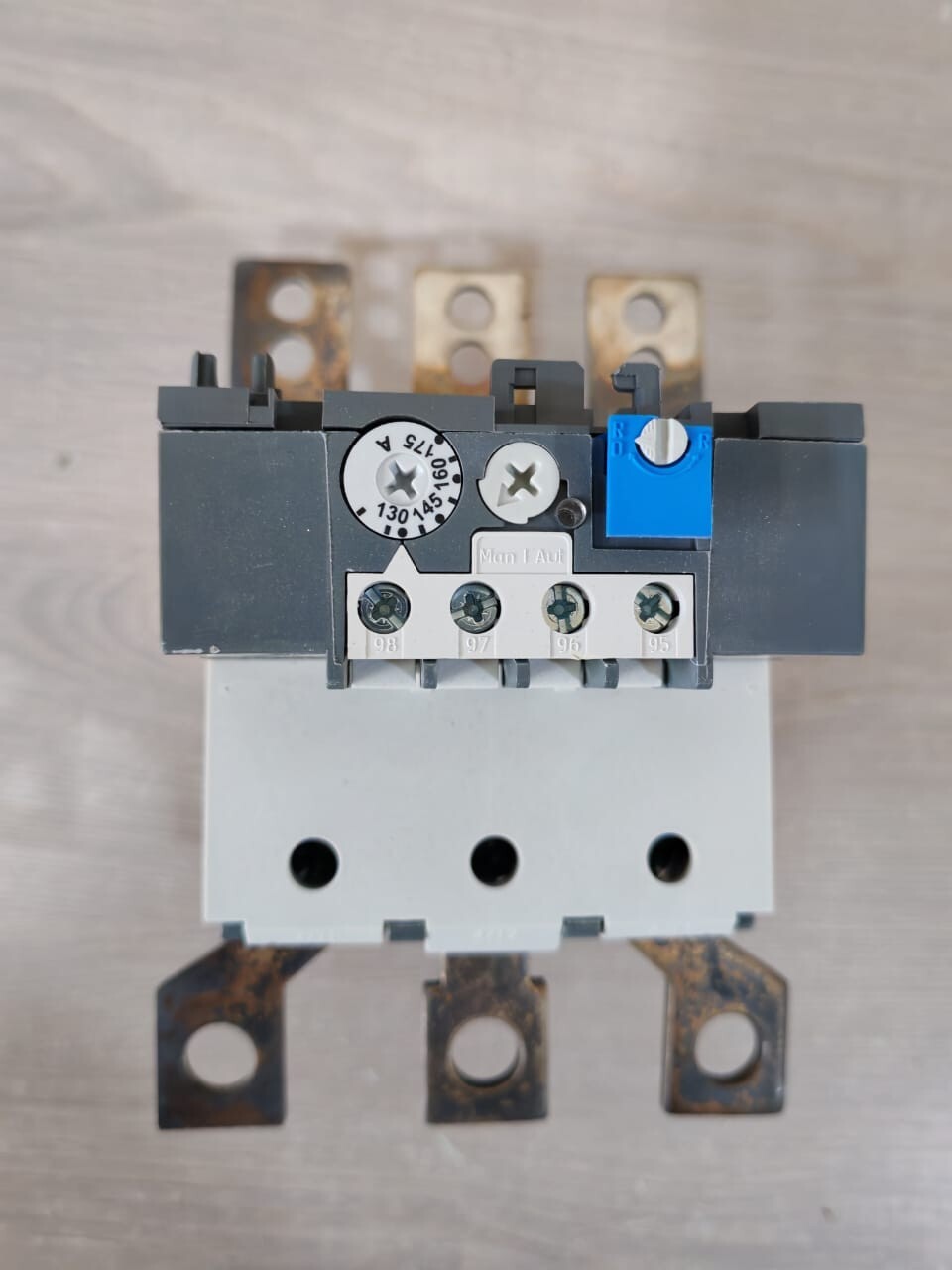 ABB RELAY-130 ABB TA200 DU-175 THERMAL OVERLOAD RELAY 130-175 A 3