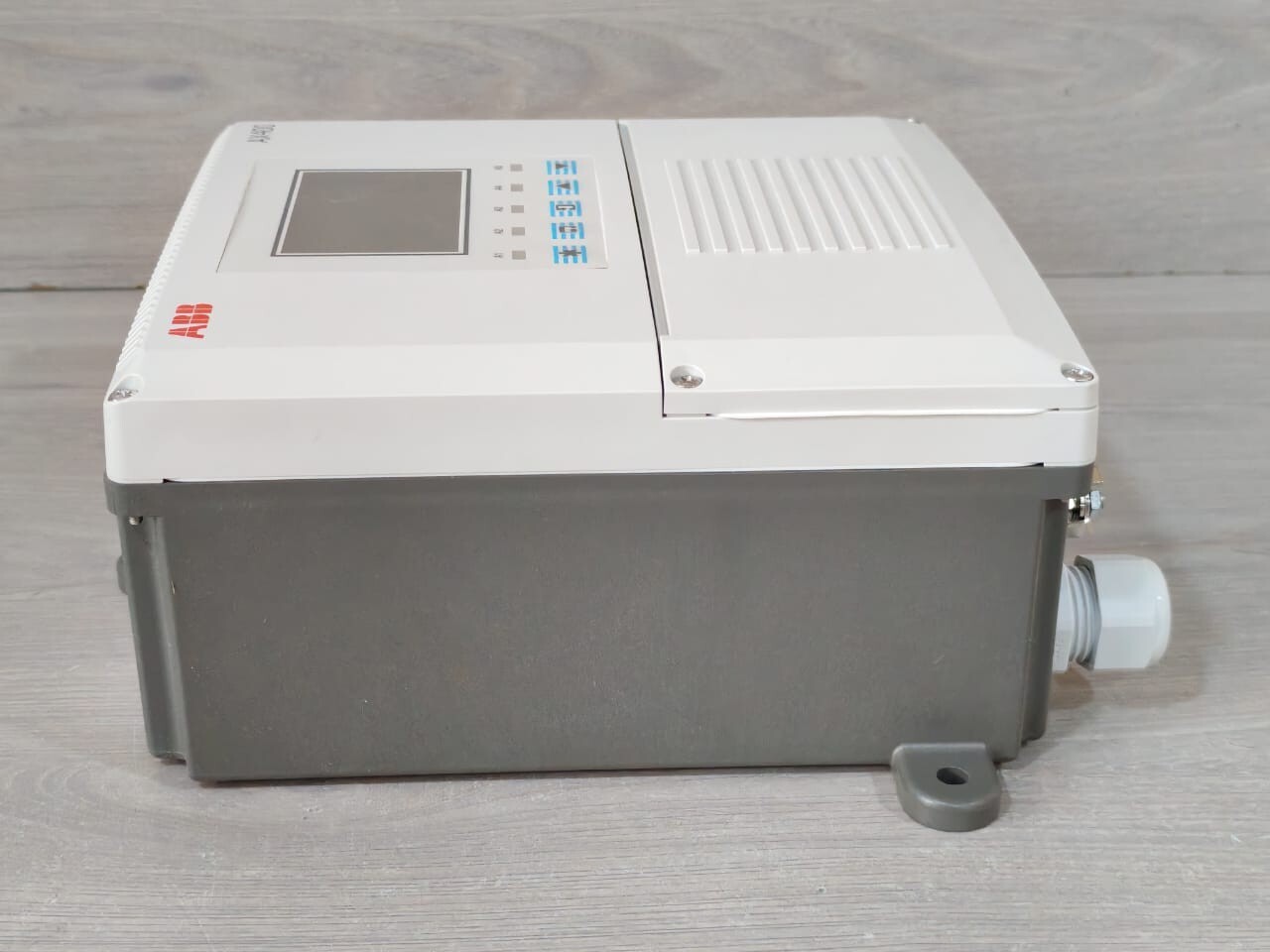 ABB AX460/100010/STD ABB AX400 Transmitter AX460/100010/STD 240VAC 8