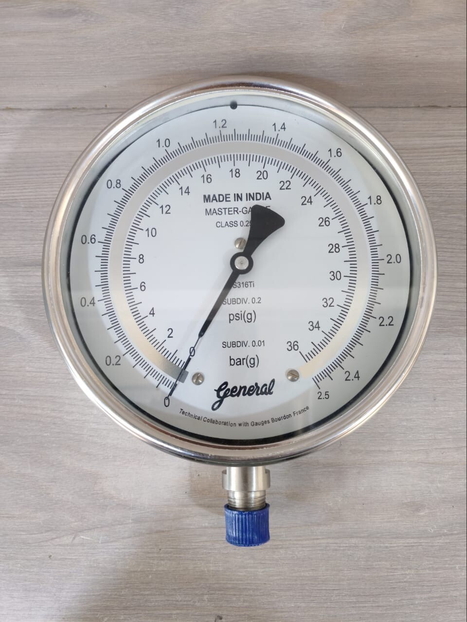 GENERAL INSTRUMENTS EGEBPG-00249 GENERAL INSTRUMENTS MPG-S MASTER-GAUGE 0-2.5 BAR(G) EGEBPG-00249 2