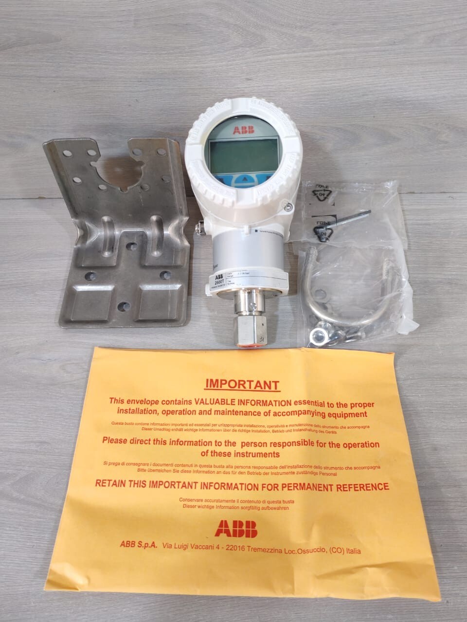 ABB 266GST UKBNB1-L1B7 PRESSURE TRANSMITTERS 2600T SERIES MD: 10.18