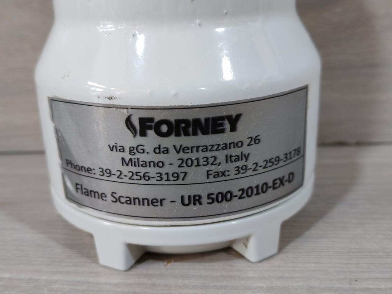 FORNEY UR-500-2010-EX-D FORNEY UR-500-2010-EX-D FLAME SCANNER 2
