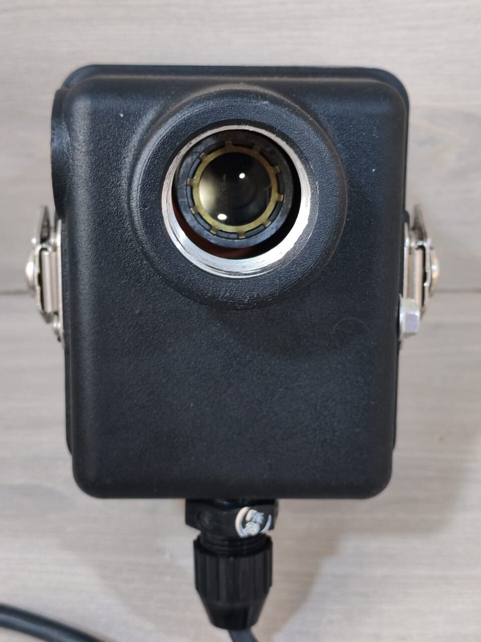Fireye 65UV5-1000E FIREYE 65UV5-1000E UNITIZED FLAME SCANNER 24VDC 2