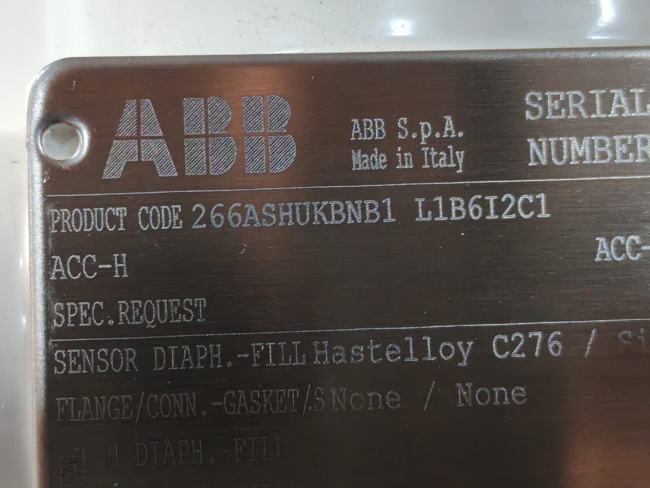ABB L1B6I2C1 ABB 266ASHUKBNB1 L1B6I2C1 Pressure Transmitter 2600T Series 2